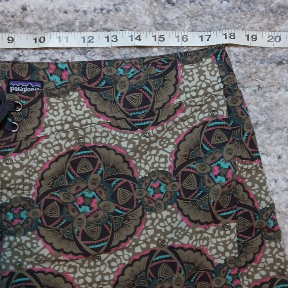 Patagonia Wavefarer Board Swim Shorts - Picture 3 of 8